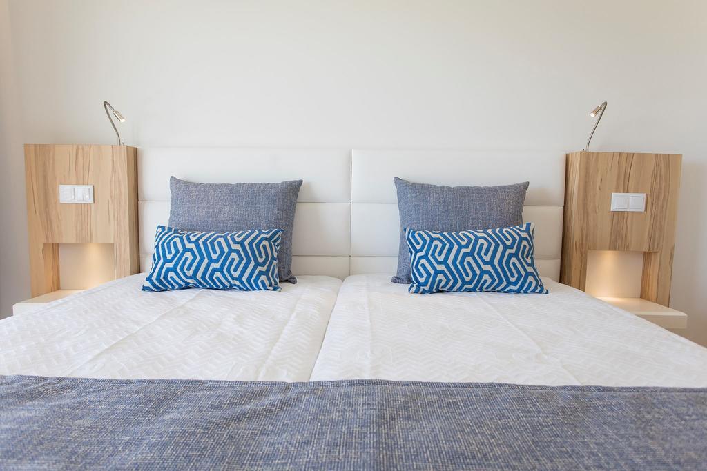 One-Bedroom Apartment Sea View Prestige